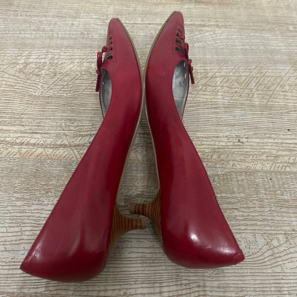 Vintage Y2K Marc Fisher Red Leather Bow Pointed Toe Cutout Kitten Heel Pumps 6 - Picture 9 of 16